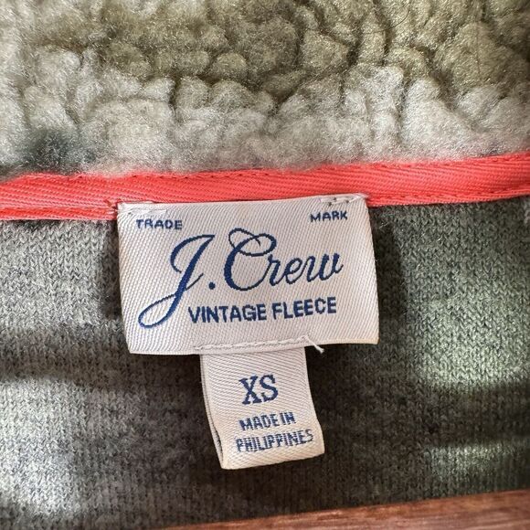 J Crew Sherpa Fleece Snap Collar Sweatshirt Womens XS Green Camo Pullover - Picture 7 of 11